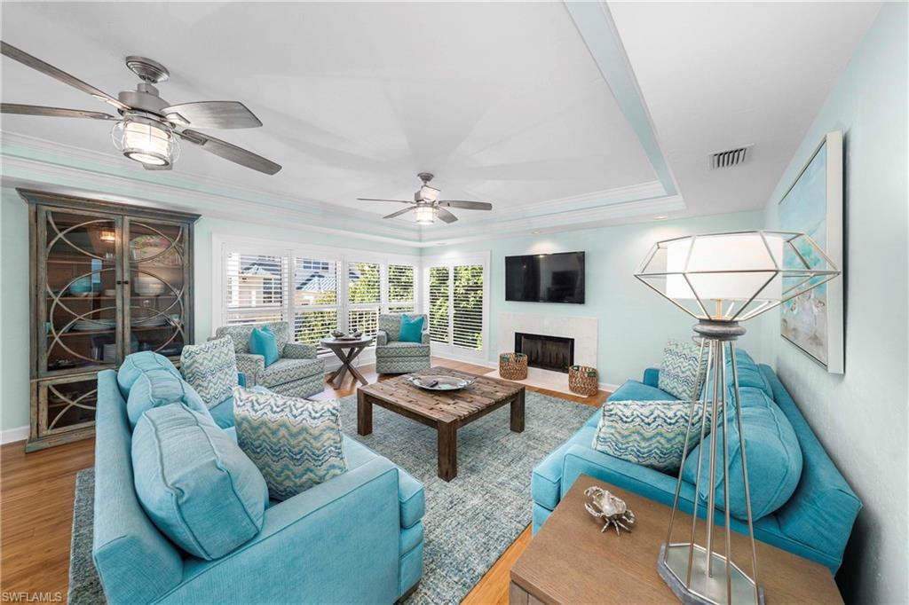 408 Bella Vista WAY E photo 12