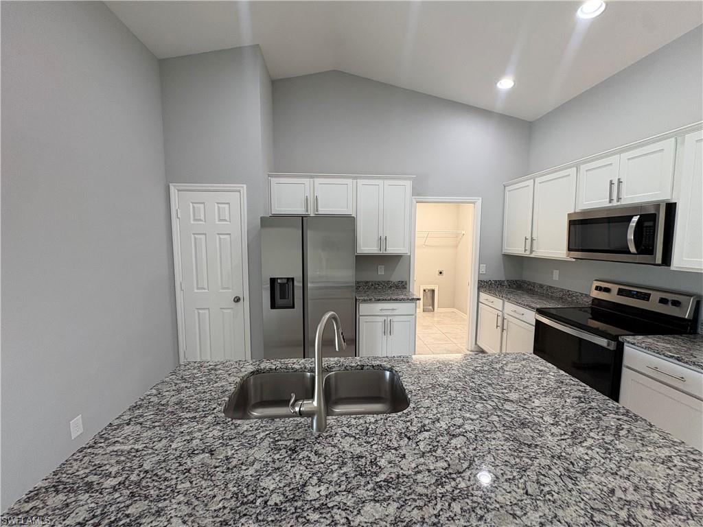 4602 NW 36th PL photo 9