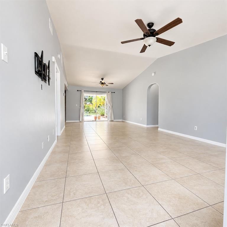 124 SE 27th ST