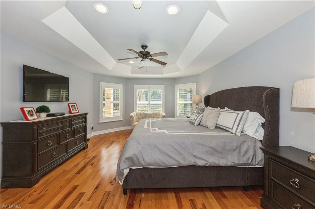2438 Butterfly Palm DR photo 9