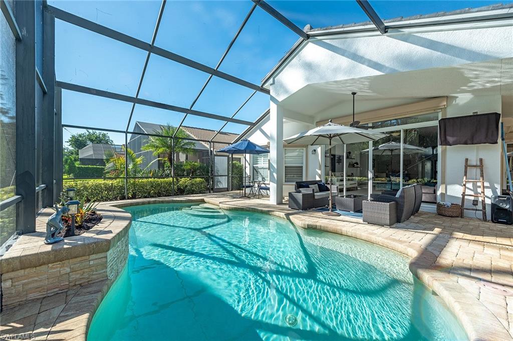 2438 Butterfly Palm DR photo 18
