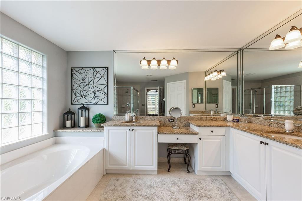 2438 Butterfly Palm DR photo 8