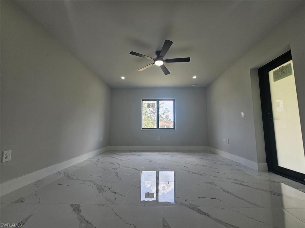 1102 Poinsettia AVE photo 17