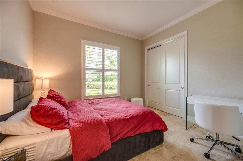 6560 Roma WAY photo 14