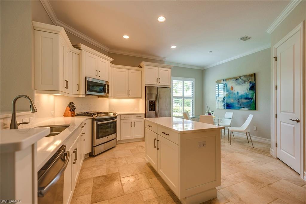 6560 Roma WAY photo 8