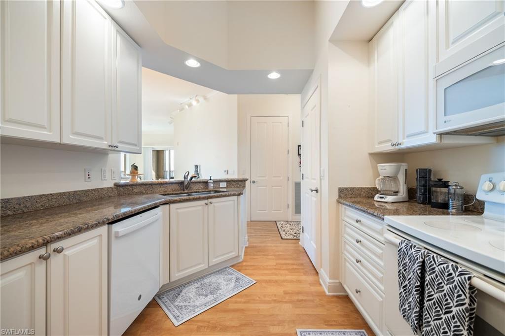 2825 Palm Beach BLVD 719 photo 16
