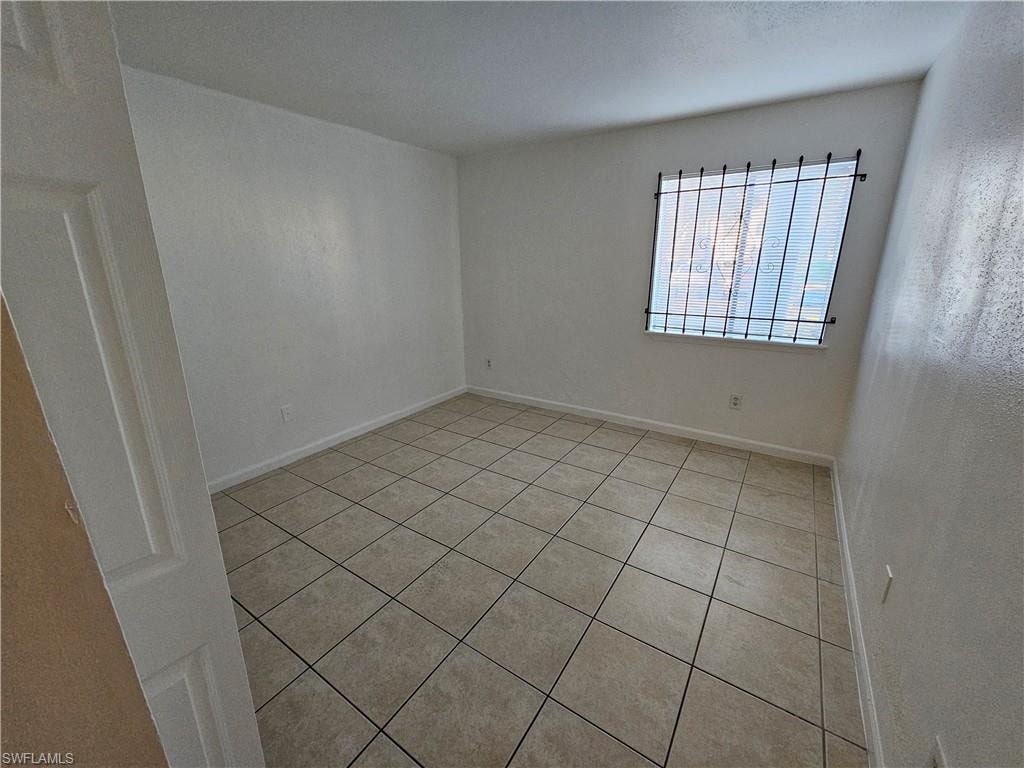 2885 Winkler AVE 603 photo 17
