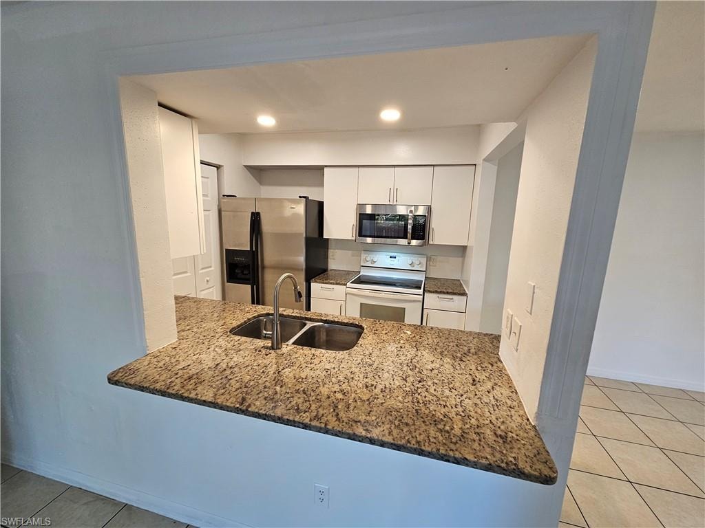 2885 Winkler AVE 603 photo 9