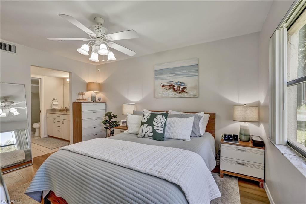 7340 Saint Ives WAY 3102 photo 23