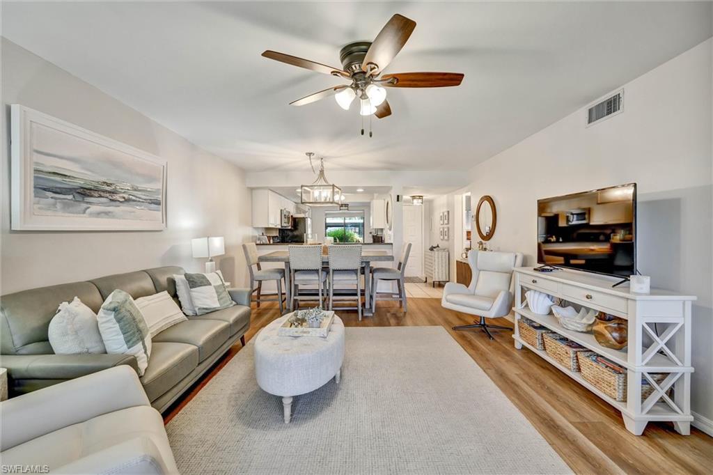 7340 Saint Ives WAY 3102 photo 17