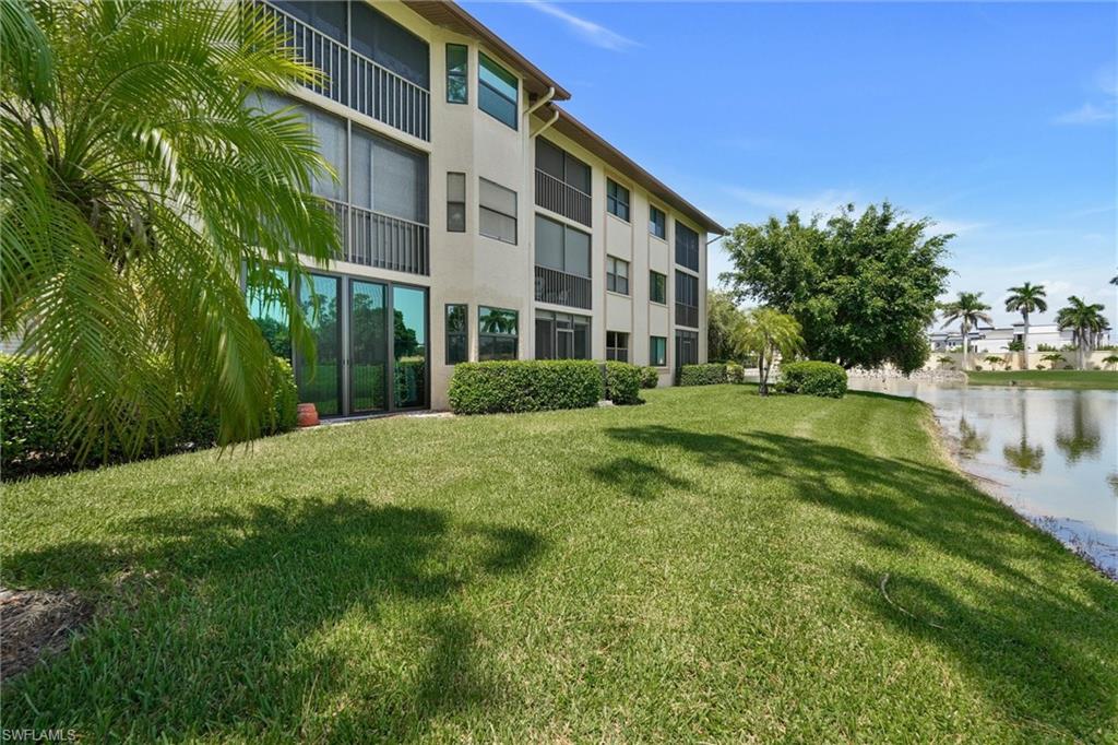 7340 Saint Ives WAY 3102 photo 32