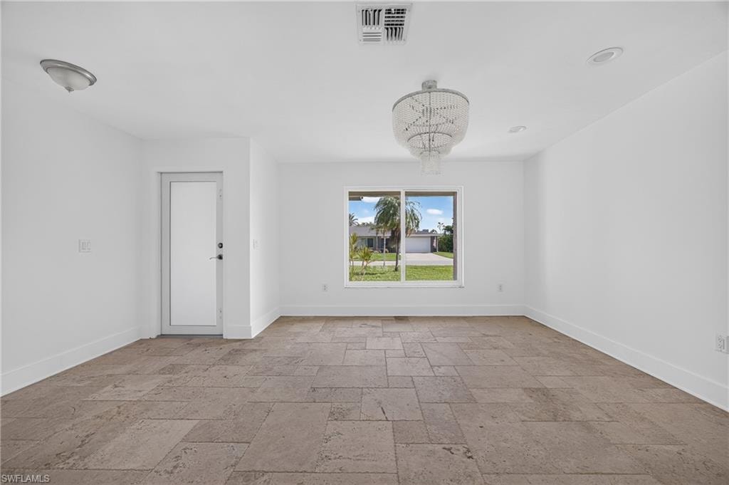 6049 Perthshire LN photo 6