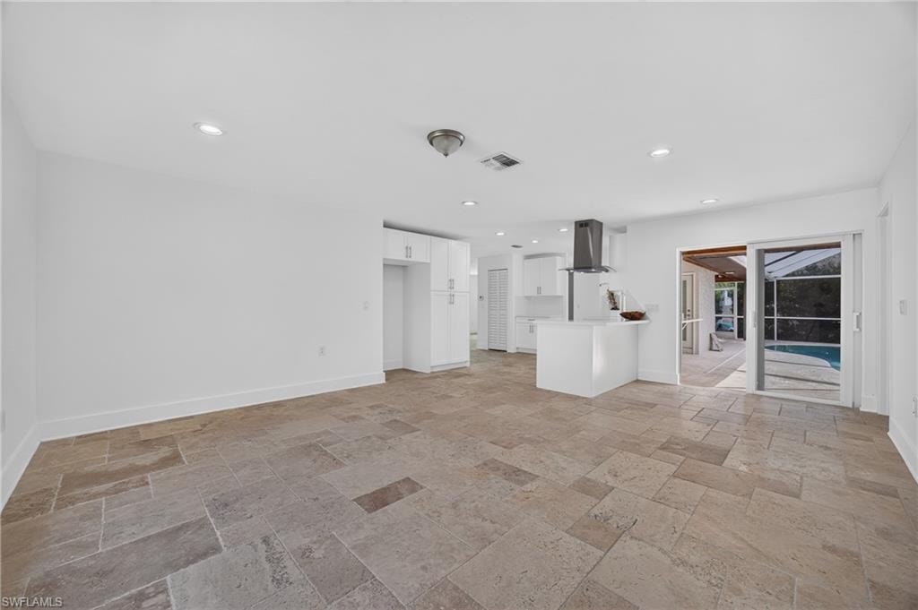 6049 Perthshire LN photo 16