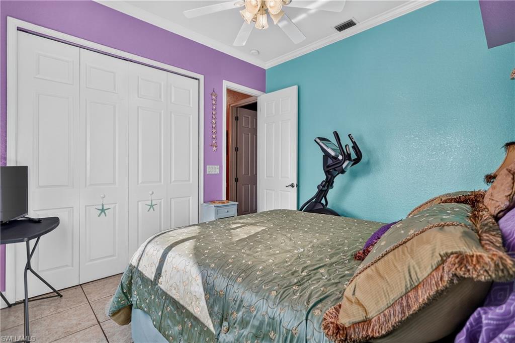 129 SW 13th TER photo 23
