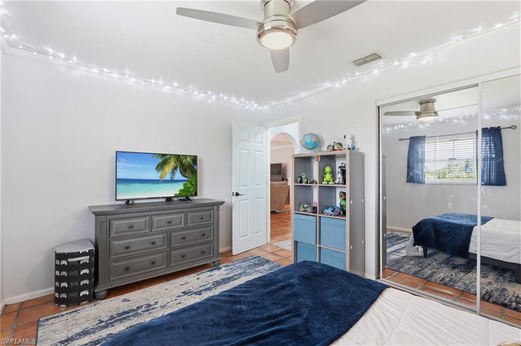 BEDROOM #2