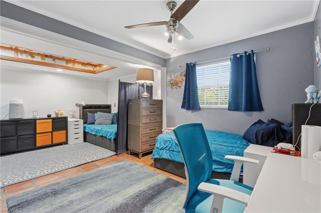 BEDROOM #3/HOME OFFICE/WORKOUT ROOM/GUEST SUITE...