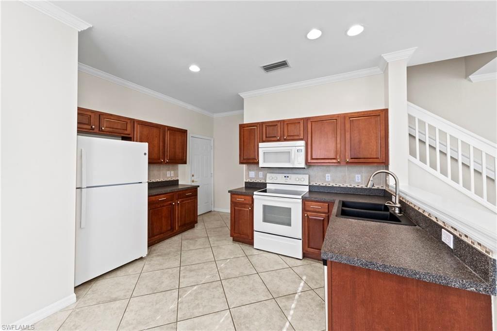 8451 Village Edge CIR 1 photo 10