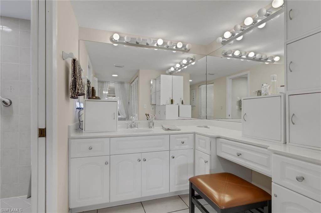 5770 Trailwinds DR 213 photo 17