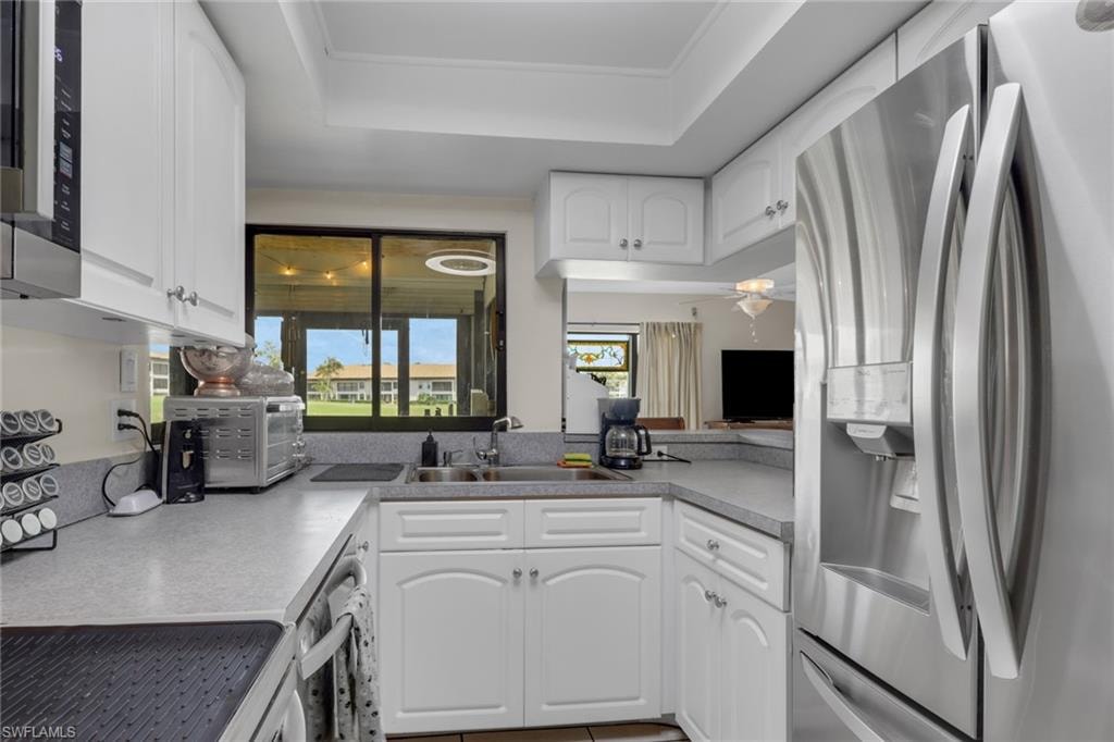 5770 Trailwinds DR 213 photo 9