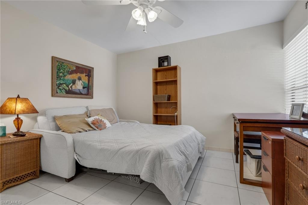 5770 Trailwinds DR 213 photo 18