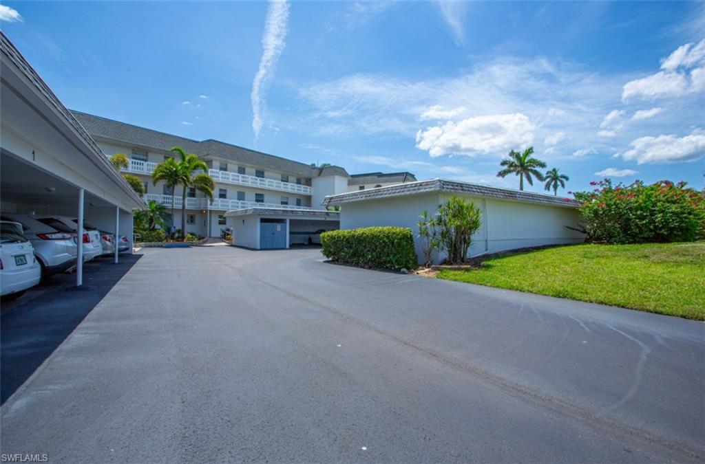 315 Saint Andrews BLVD A25 photo 23