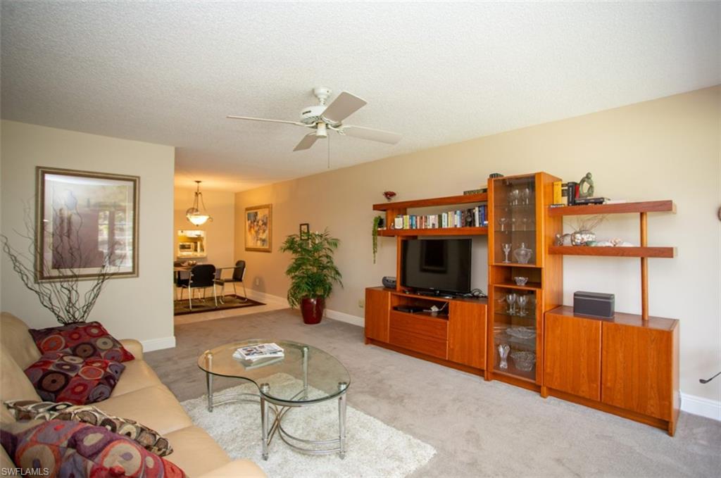 315 Saint Andrews BLVD A25 photo 8