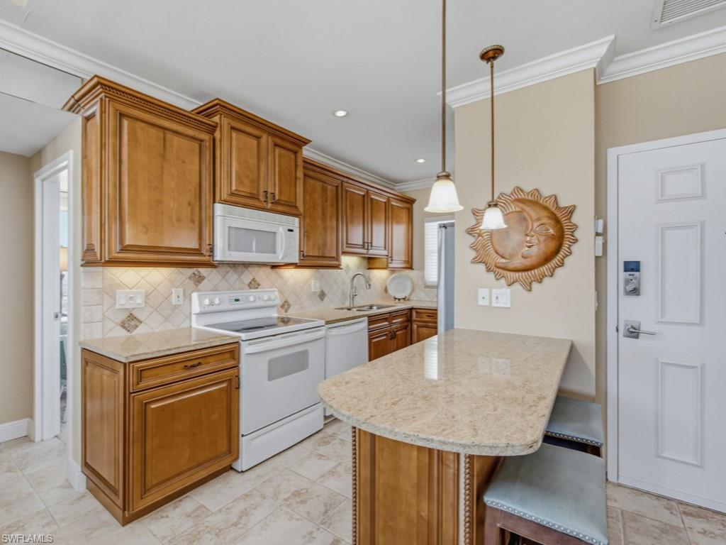 140 Seaview CT 1806N photo 10