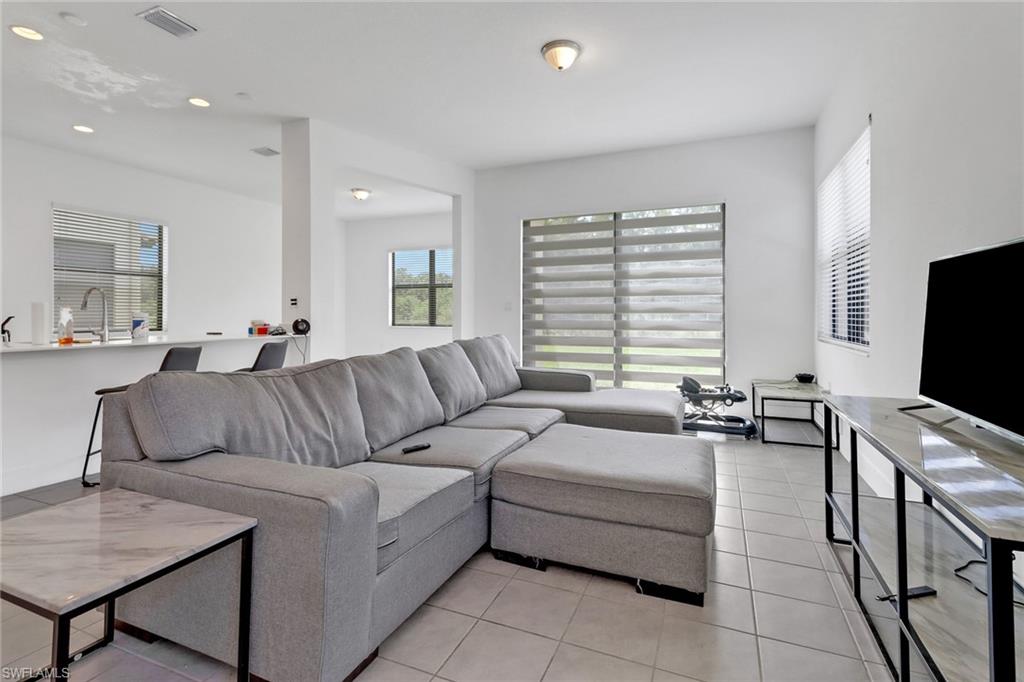 5504 Agostino WAY