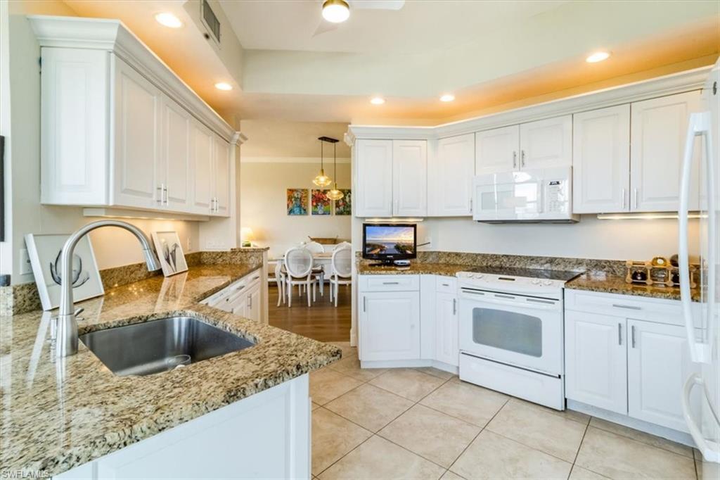 7040 Pelican Bay BLVD D405 photo 7