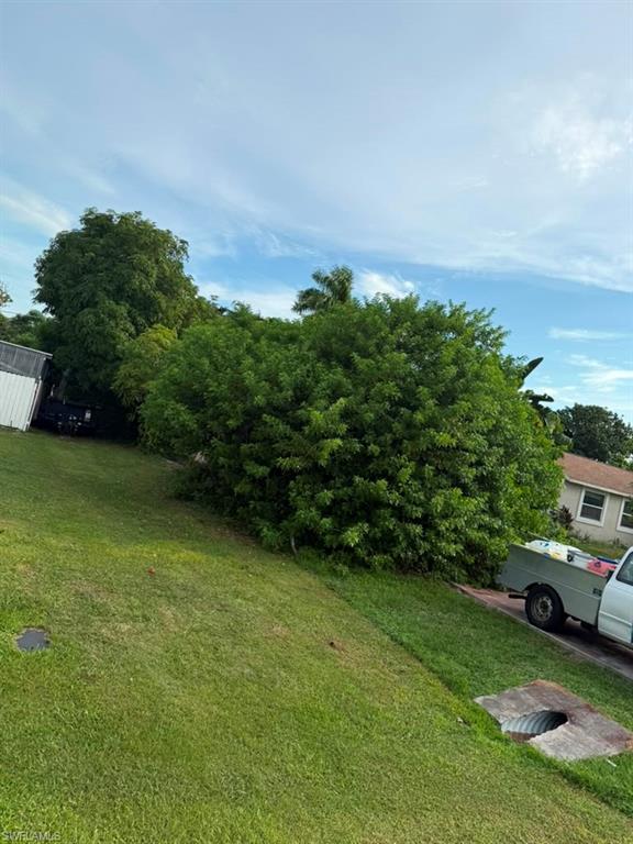 5226 Dixie DR photo 6