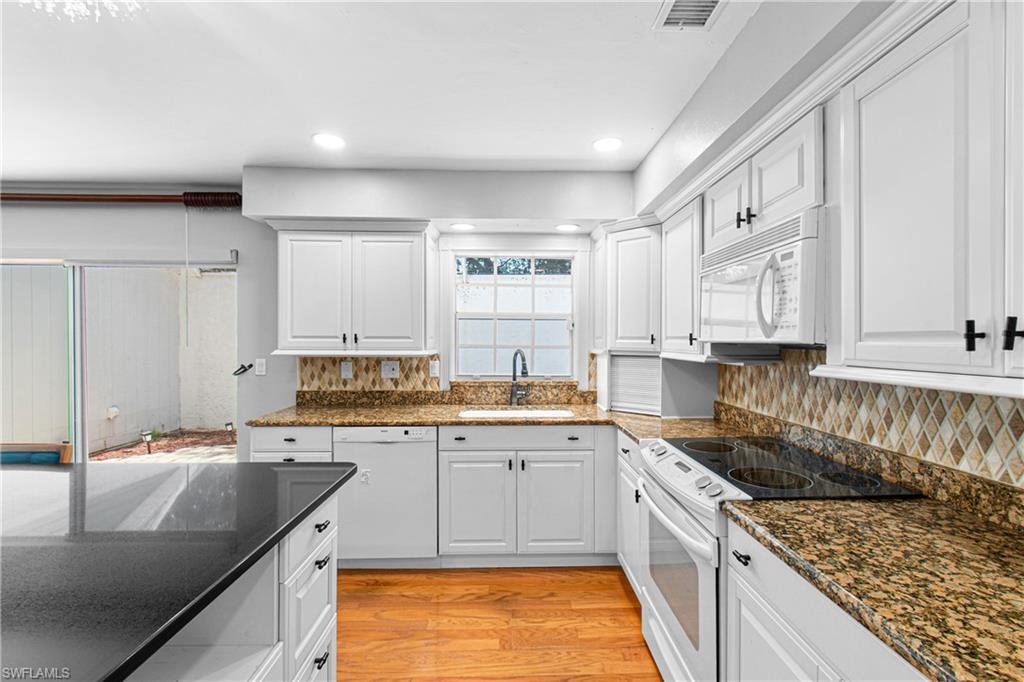 13711 Raleigh LN 7 photo 17