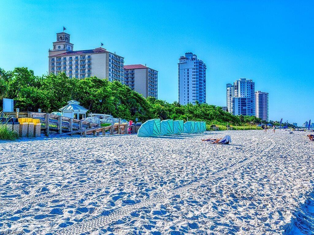 VANDERBILT BEACH