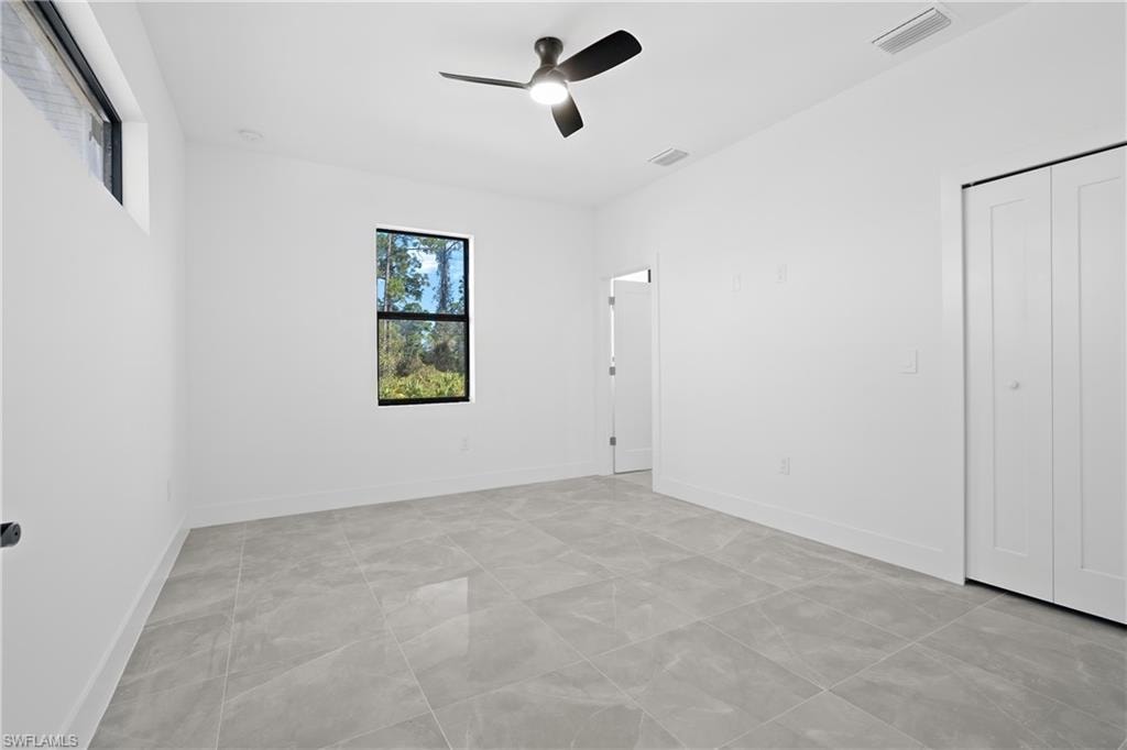 322 Loire AVE S photo 20