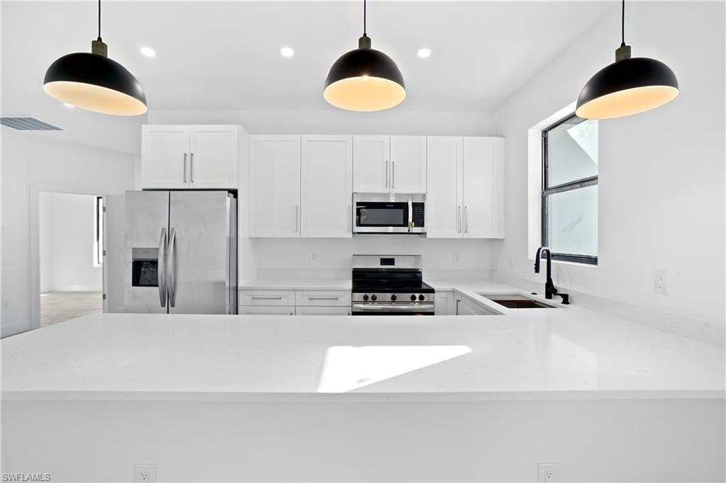322 Loire AVE S photo 15