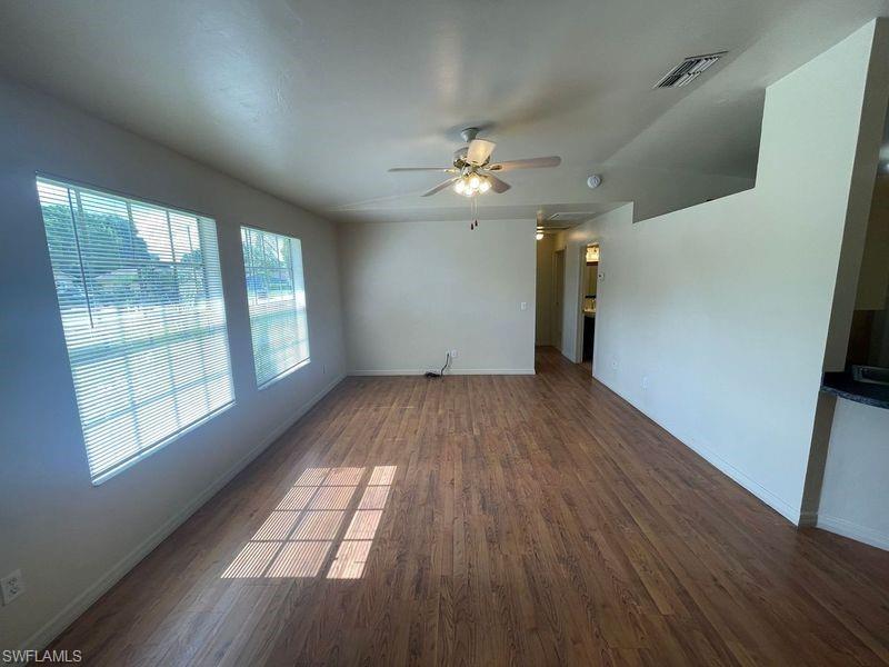 445 Candlewick CIR W photo 7