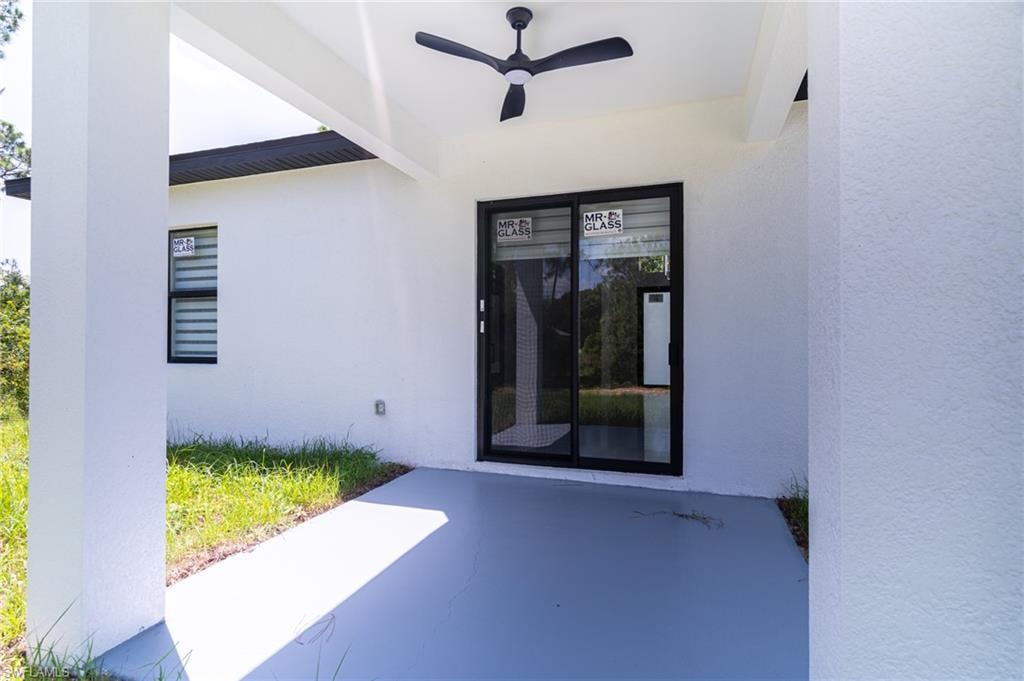 1015 Bagget ST E photo 40
