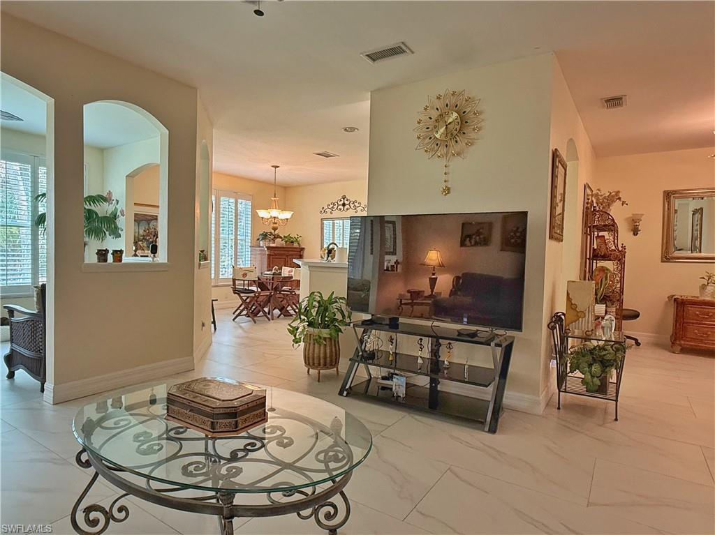 1310 Charleston Square DR 101 photo 27
