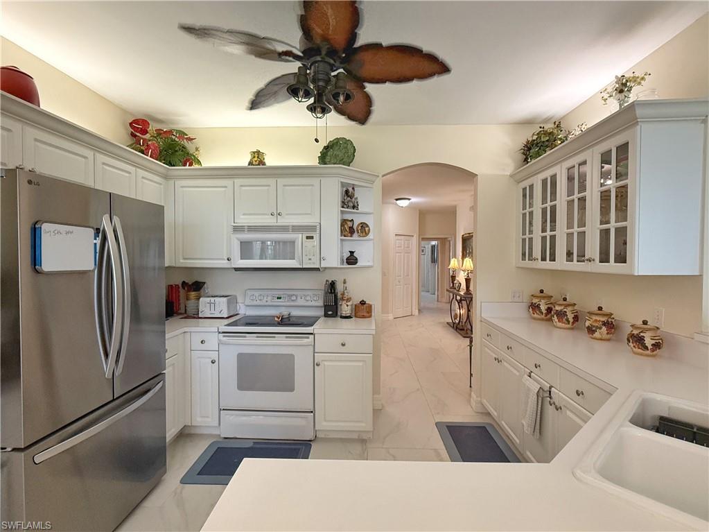 1310 Charleston Square DR 101 photo 22
