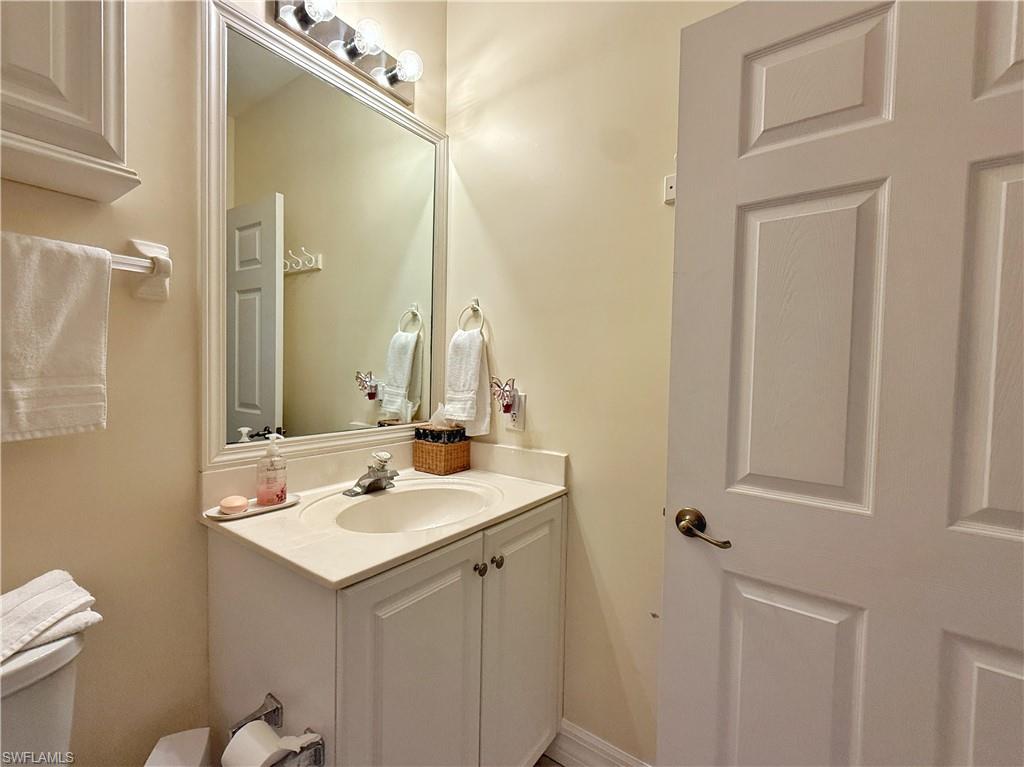 1310 Charleston Square DR 101 photo 10