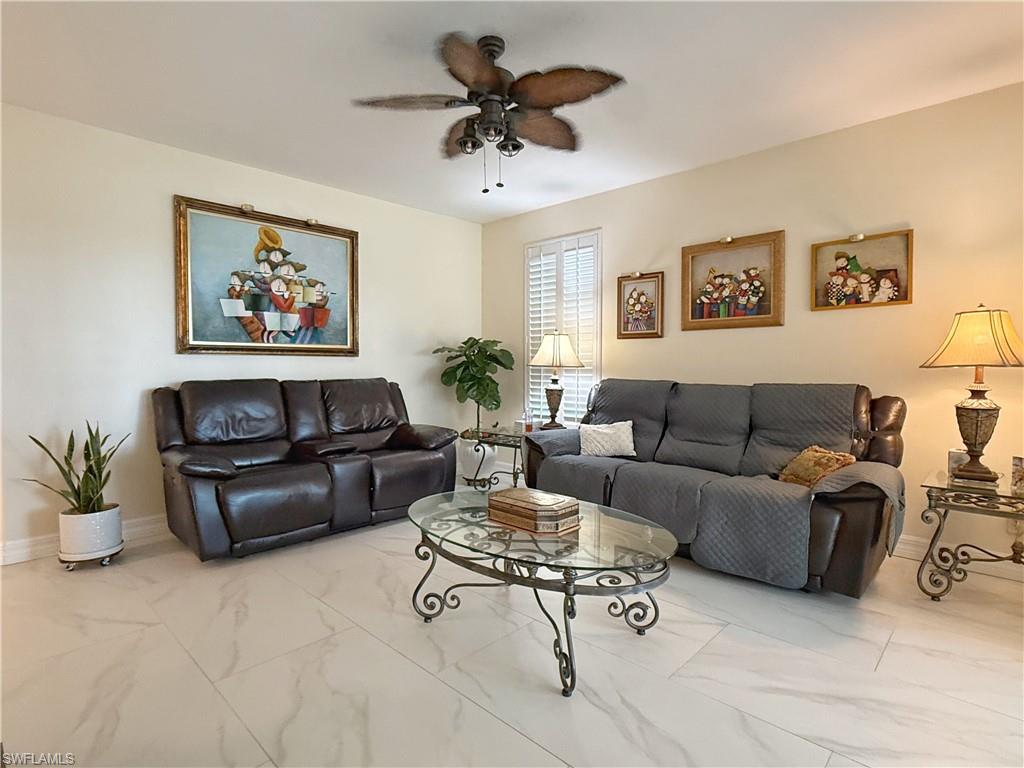1310 Charleston Square DR 101 photo 14