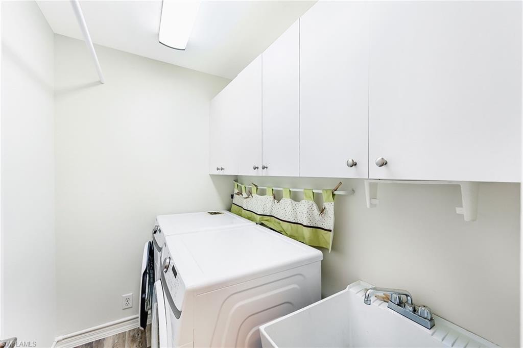 589 Lambton LN photo 18