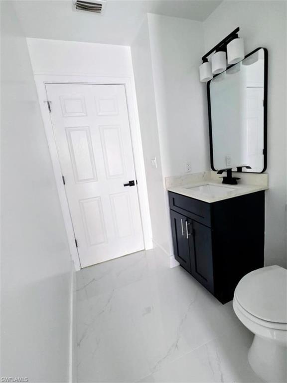 626 SW 25th TER photo 12
