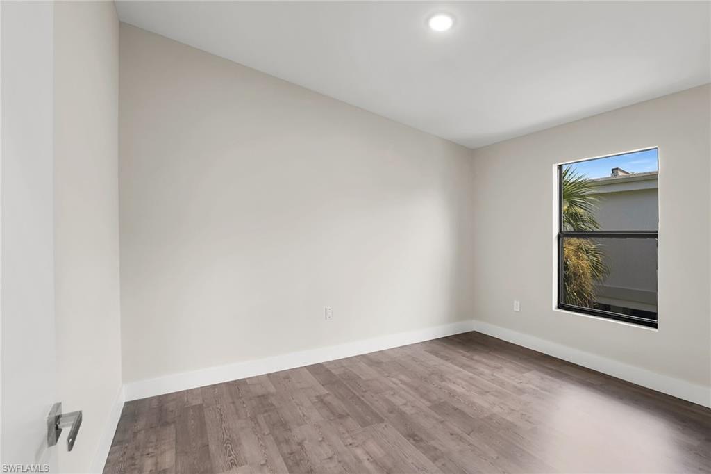 2505 Storter AVE photo 29
