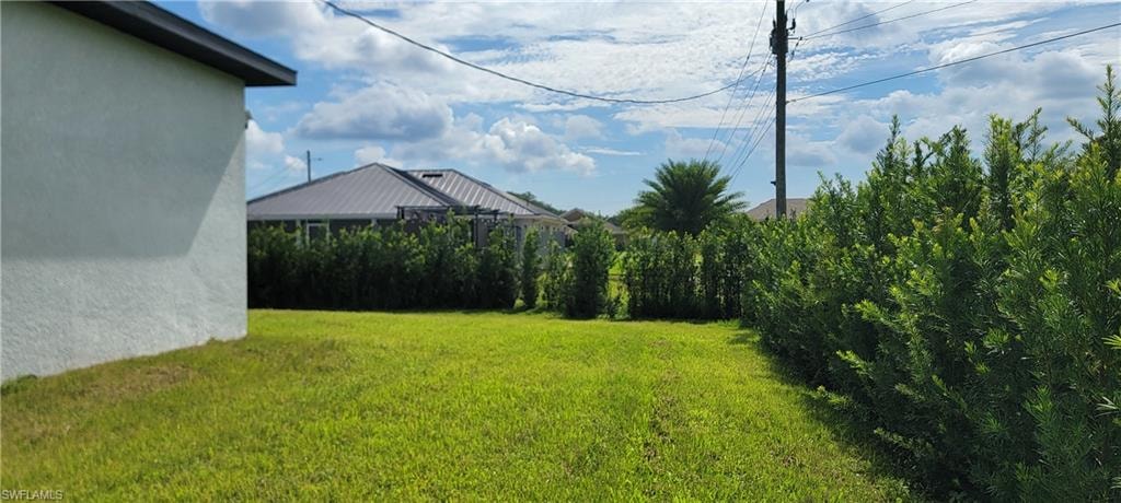 1906 Veinna ST photo 23