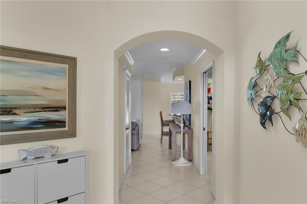 Hallway to bedrooms