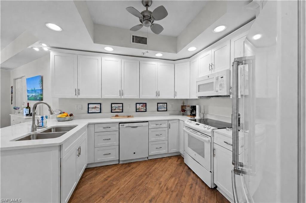 1001 Arbor Lake DR 904