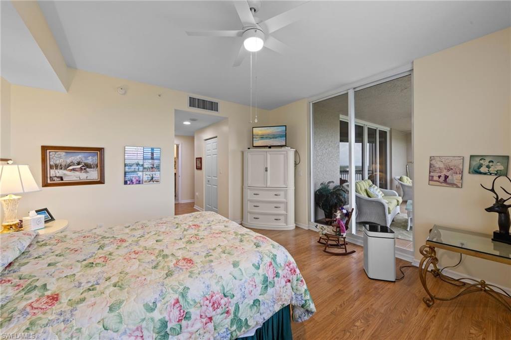 1001 Arbor Lake DR 904 photo 19