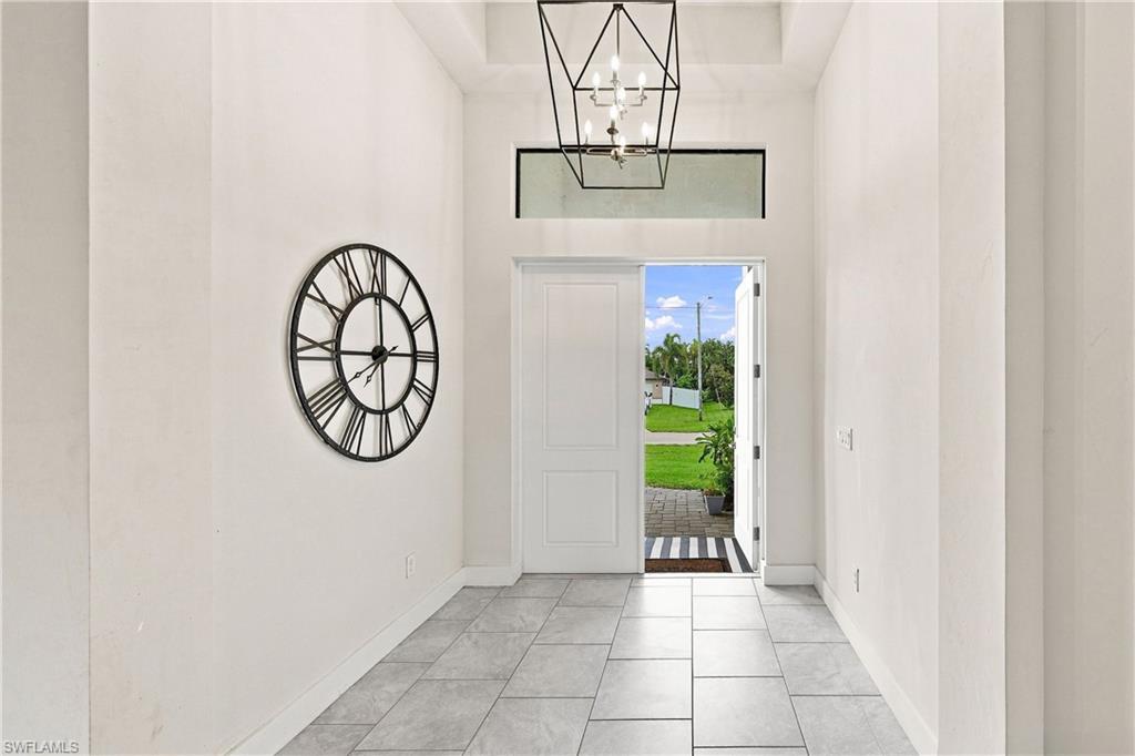 2524 SW 31st LN photo 6