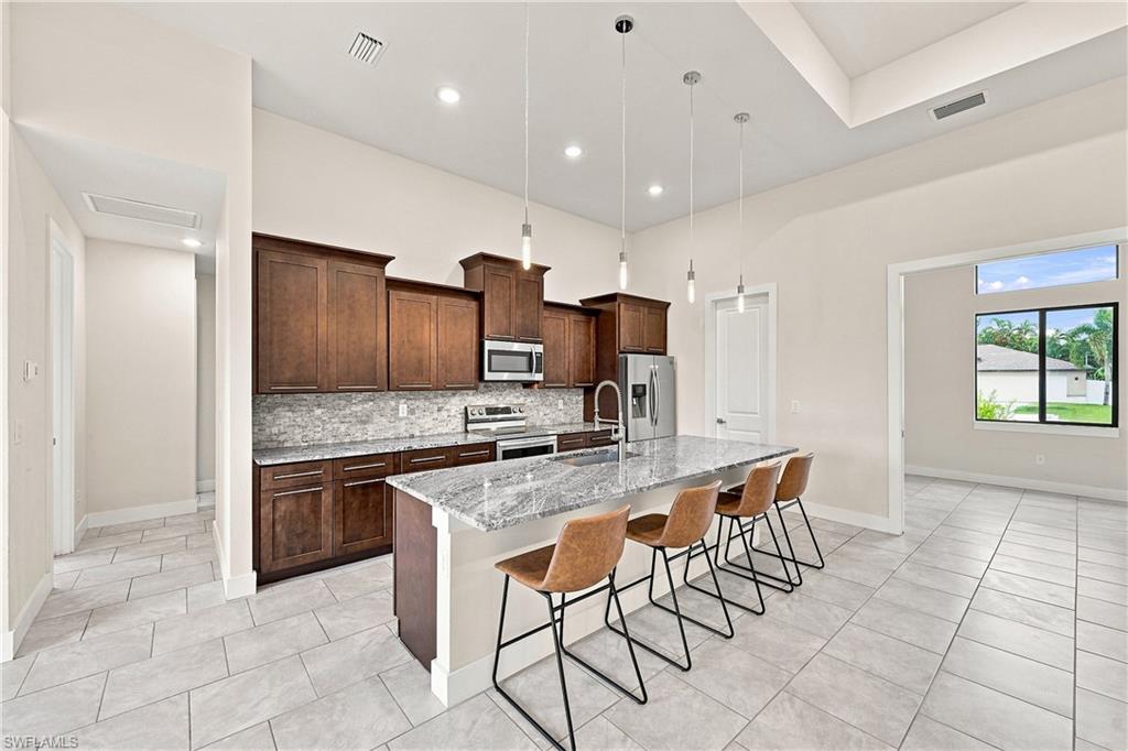 2524 SW 31st LN photo 13