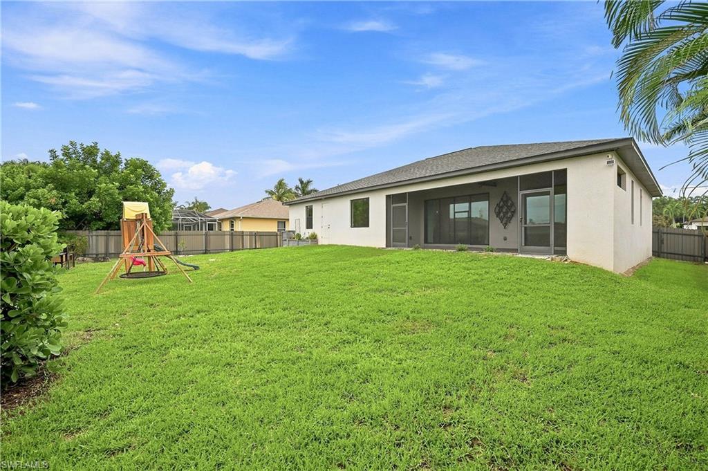2524 SW 31st LN photo 38